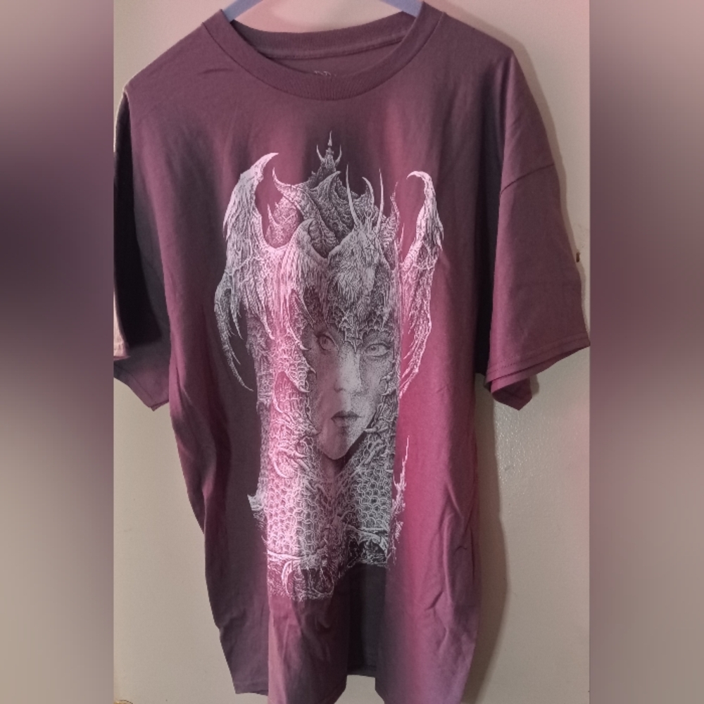 T-shirt⭐⭐⭐⭐